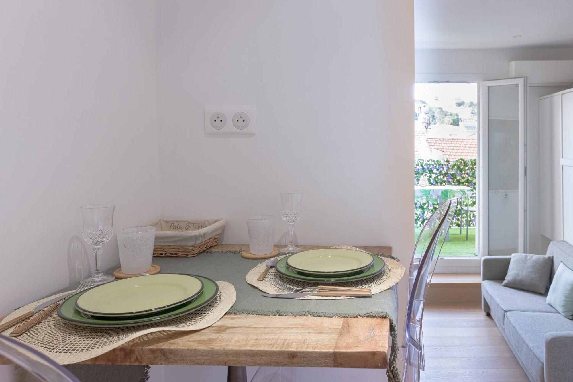 Un Ecrin Au Suquet - Studio, Clim, Balcon, Plage, Palais Des Festivals Cannes Buitenkant foto